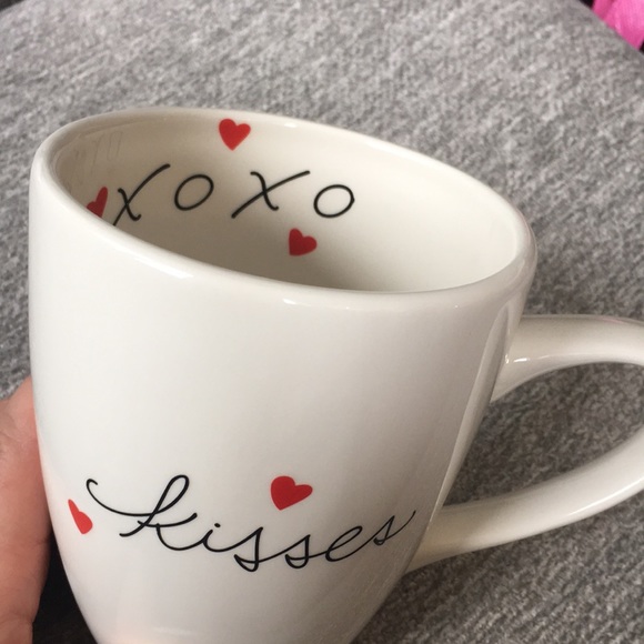American greeting Valentines Kisses xoxo mug - Picture 2 of 3